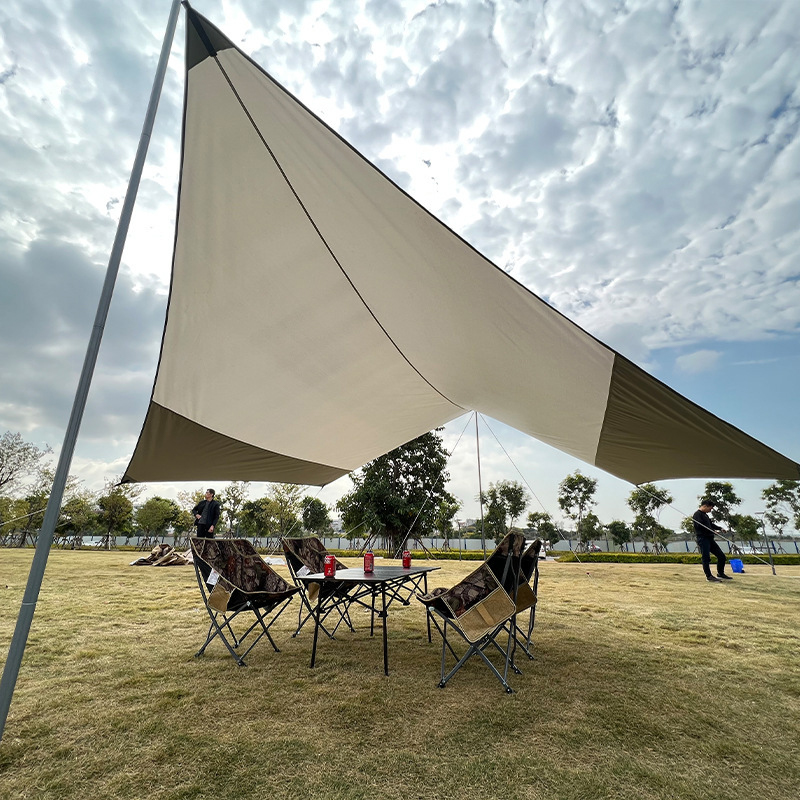 Toldo en forma de mariposa