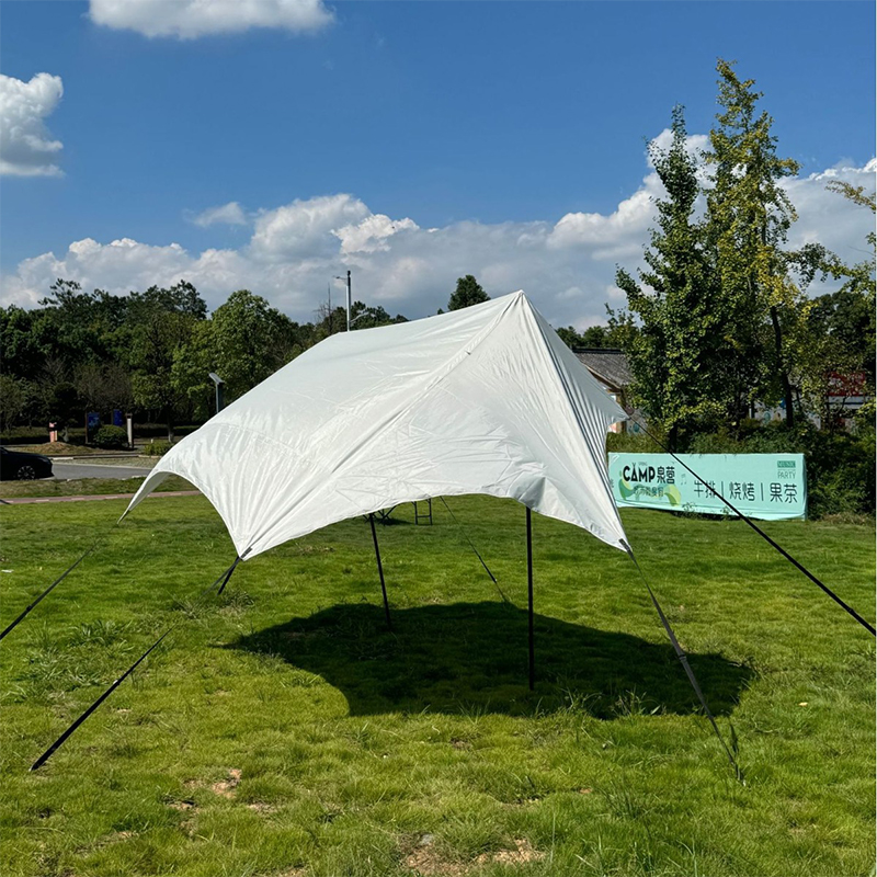 Toldo en forma de mariposa