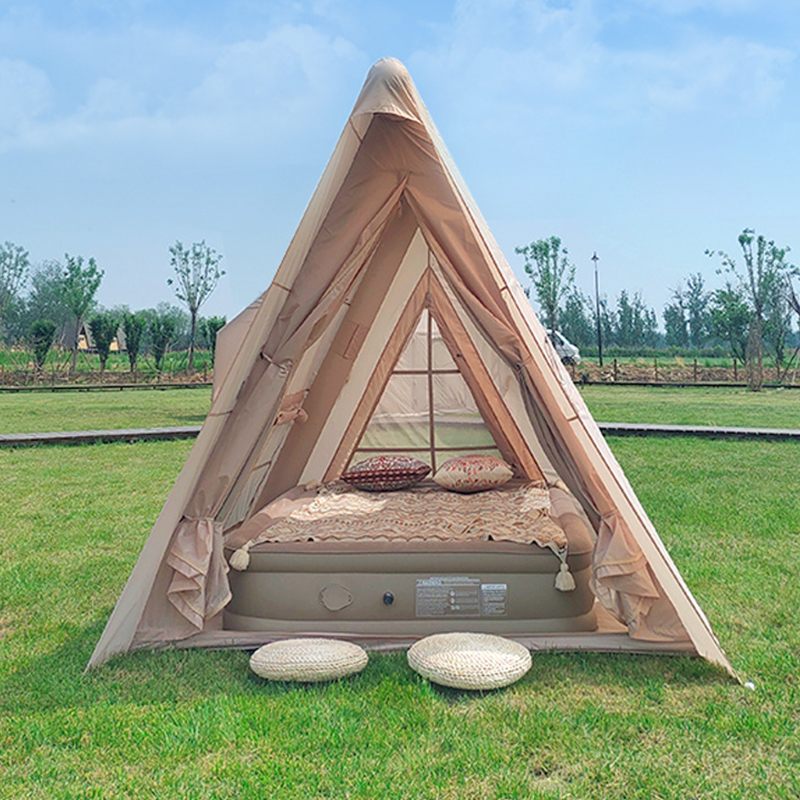 Tienda inflable piramidal