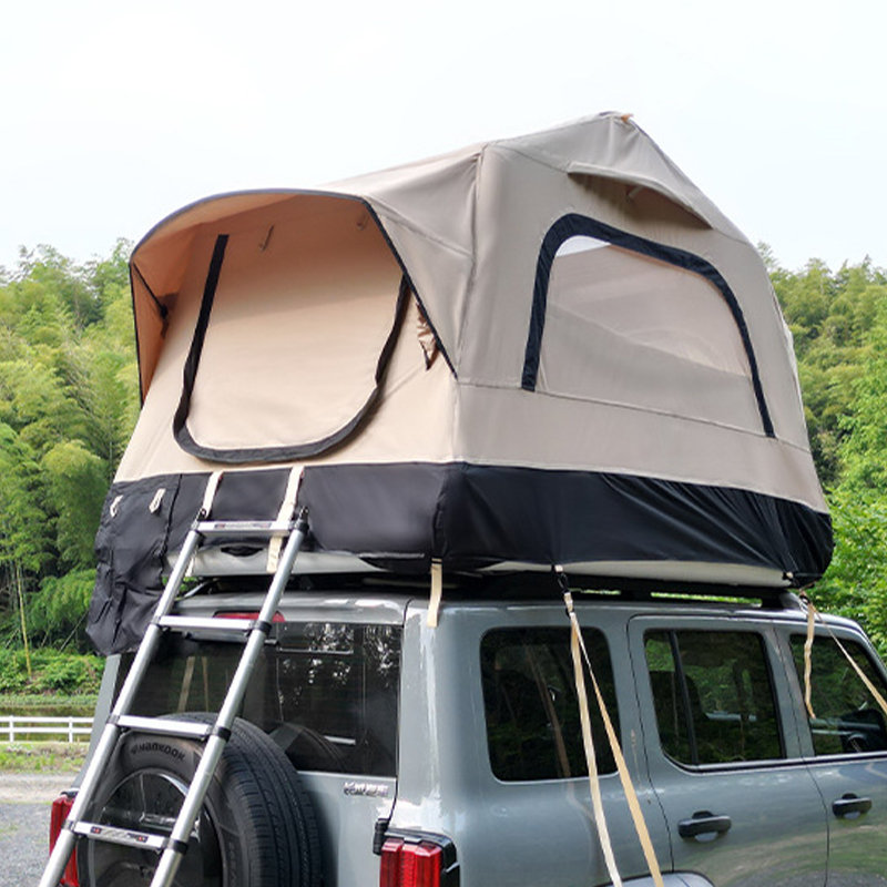 Tienda de campaña inflable manual en la azotea